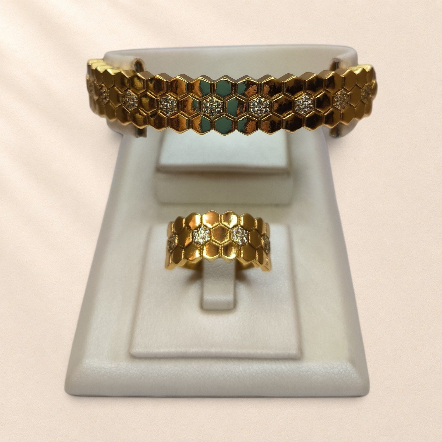 Ensemble bracelet et bague Mélissa – motifs alvéolés – Image 1