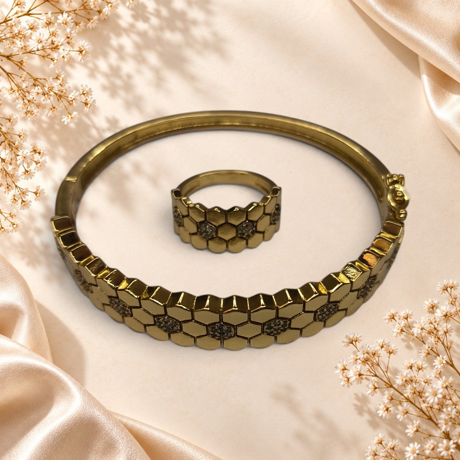 Ensemble bracelet et bague Mélissa – motifs alvéolés – Image 2