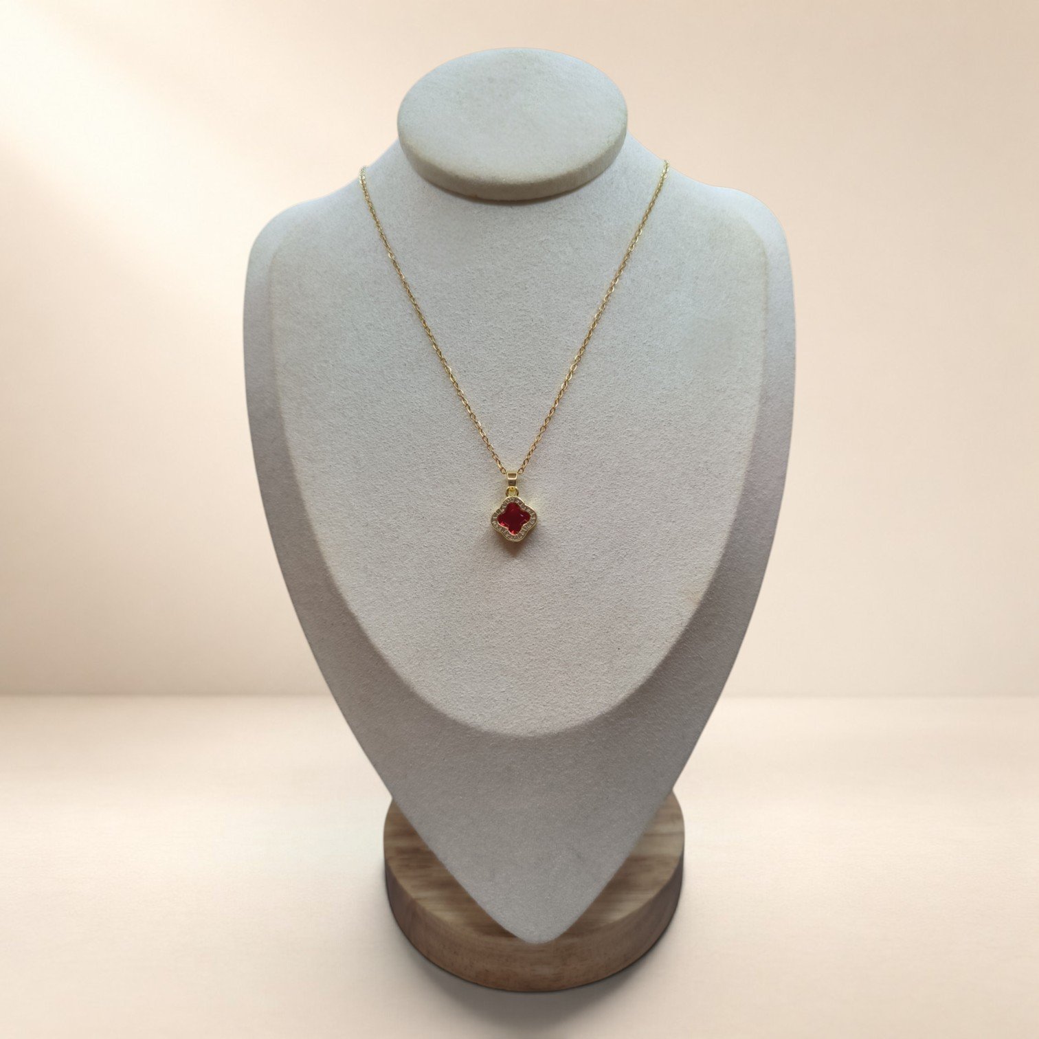 Collier Lucia – petit pendentif géométrique – Image 6