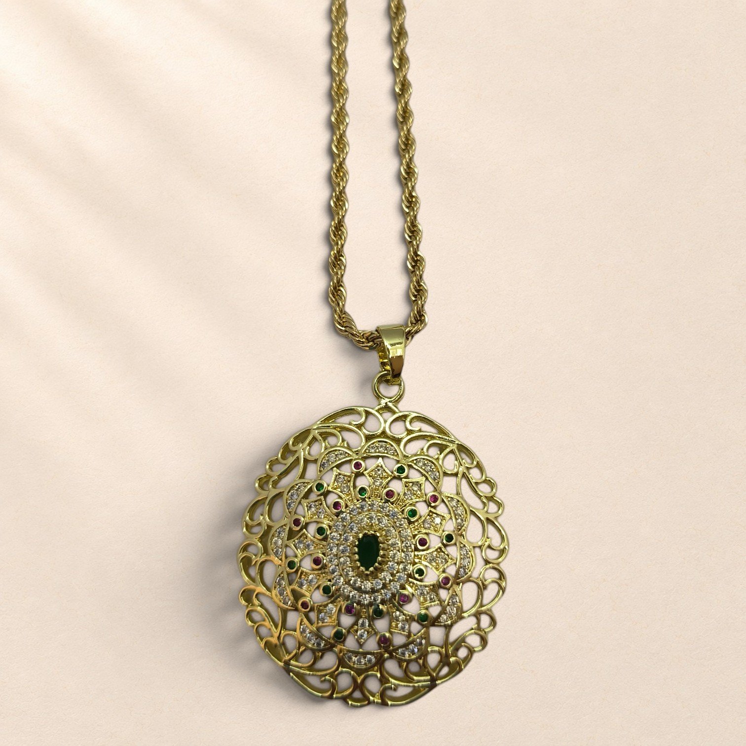 Collier Rosalia – médaillon ajouré – Image 3